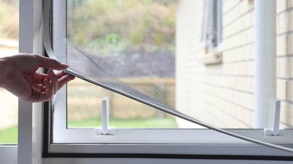 Zda potřebujete moskytiéru a jak vybrat tu správnou?